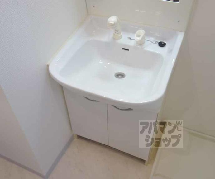 【アクロス京都西大路】間取