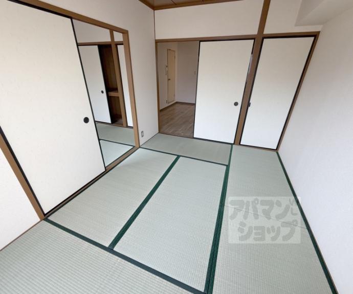 【シャロム伏見】間取
