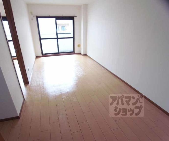 【ハイダウェイ　ホーム】間取