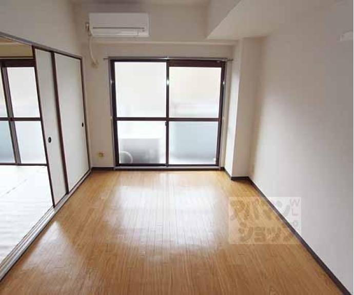 【アビタシオン南桃山】間取