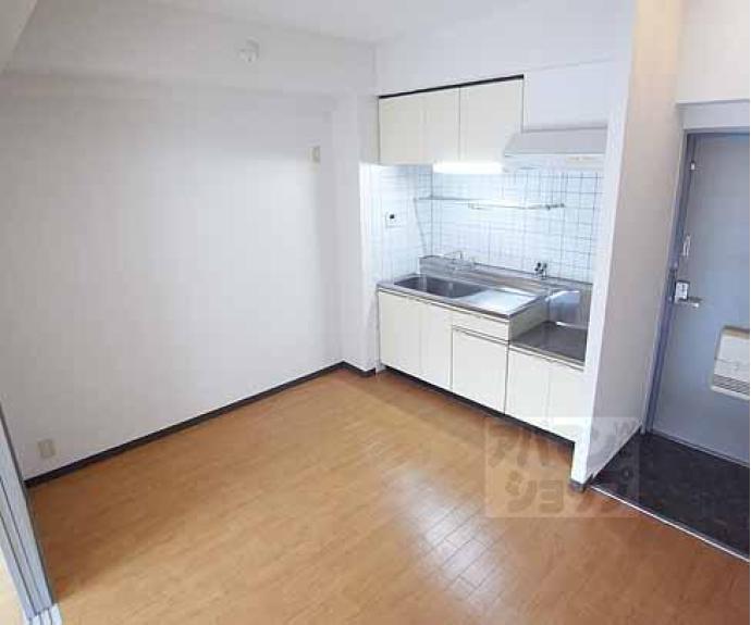 【アビタシオン南桃山】間取