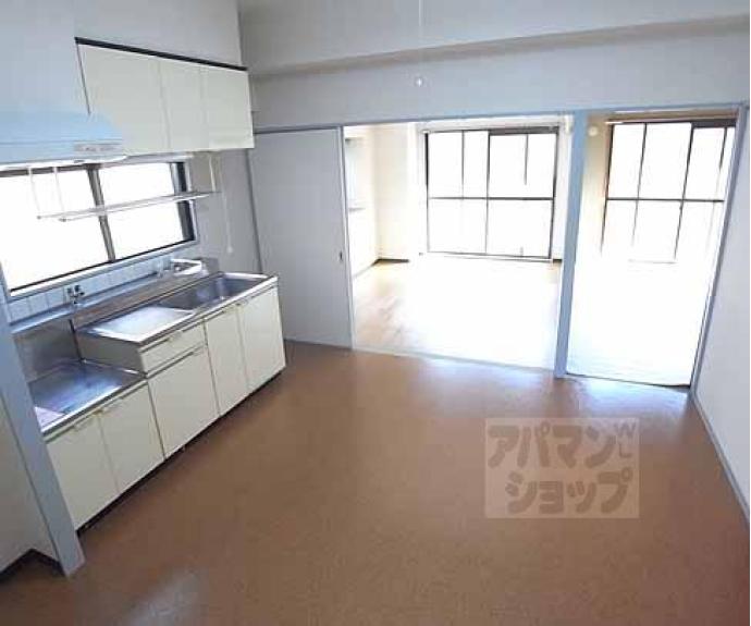 【アビタシオン南桃山】間取