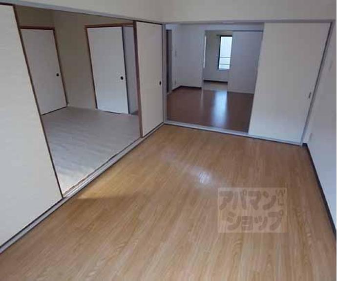 【アビタシオン南桃山】間取