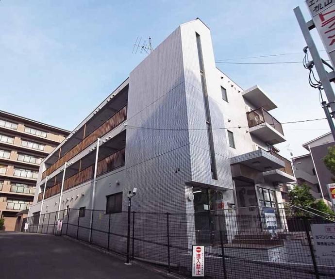 【エルデ桃山　（２．３階）】間取