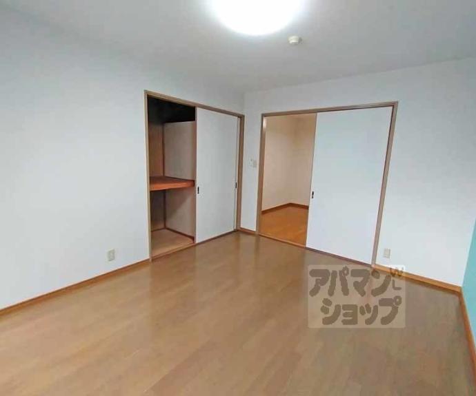 【カースルⅡ】間取