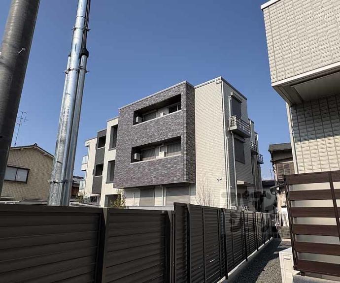 【シャーメゾンさくら】間取