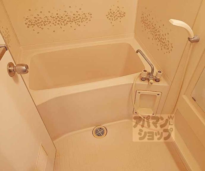 【パラドール伏見】間取