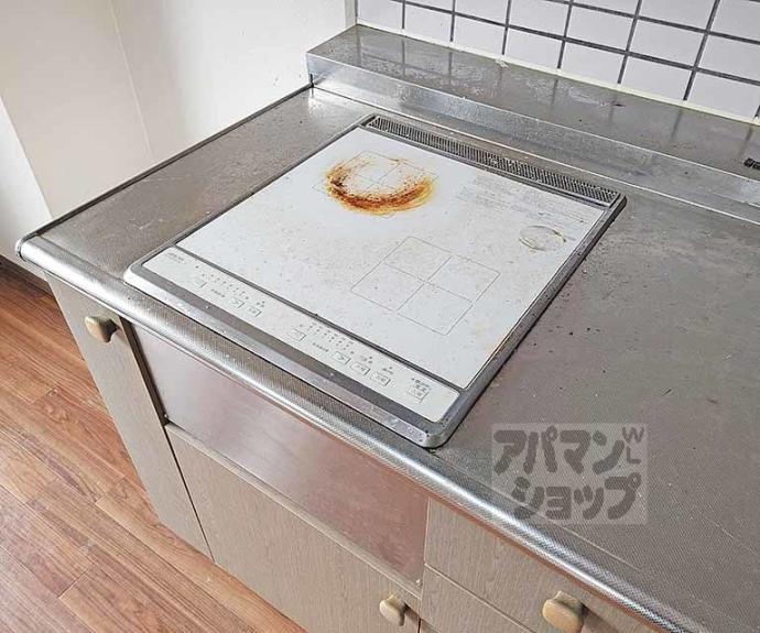 【パラドール伏見】間取