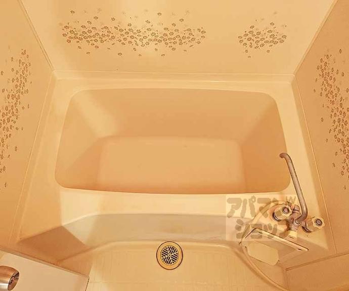 【パラドール伏見】間取