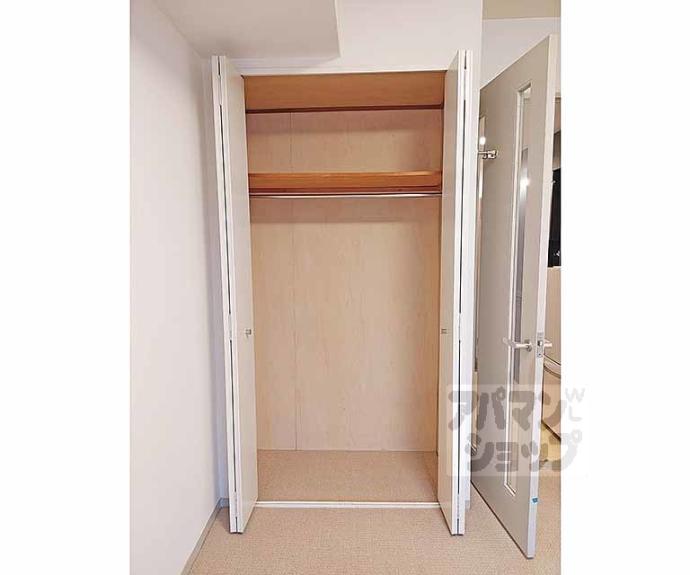 【パラドール伏見】間取