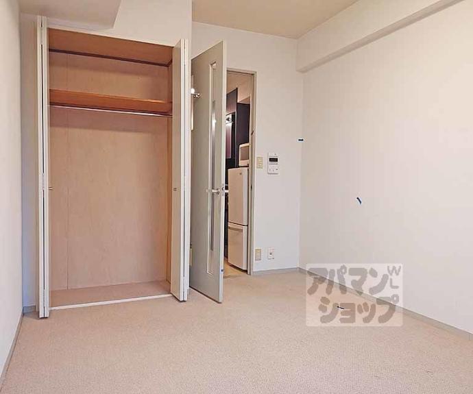 【パラドール伏見】間取