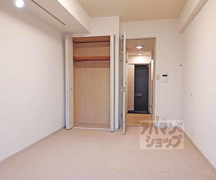 【パラドール伏見】間取