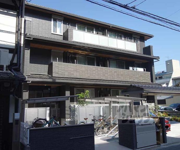 【シャーメゾン烏丸五条】間取