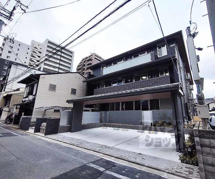 【シャーメゾン烏丸五条】間取