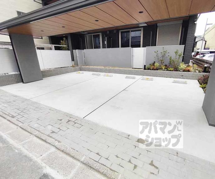 【シャーメゾン烏丸五条】間取