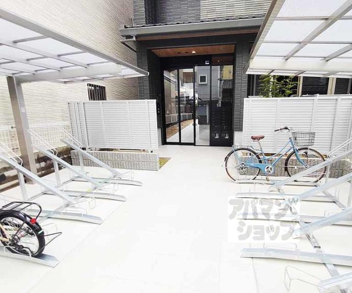 【シャーメゾン烏丸五条】間取