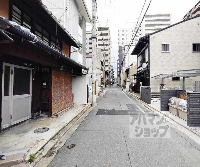 【シャーメゾン烏丸五条】間取