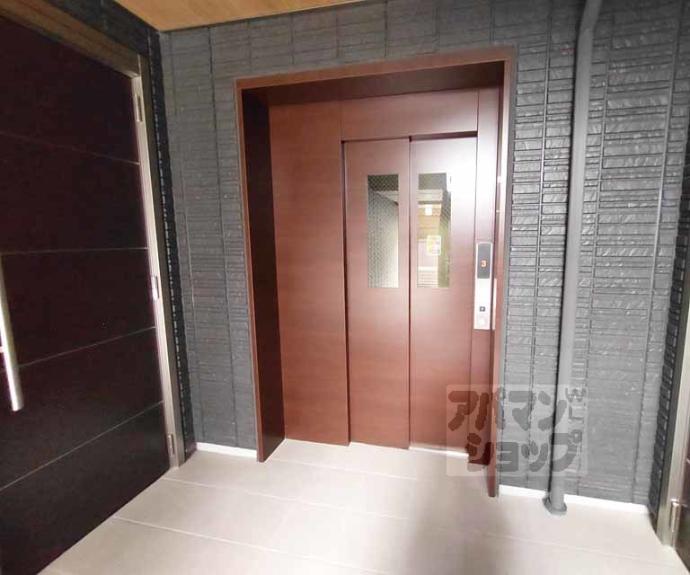 【シャーメゾン烏丸五条】間取