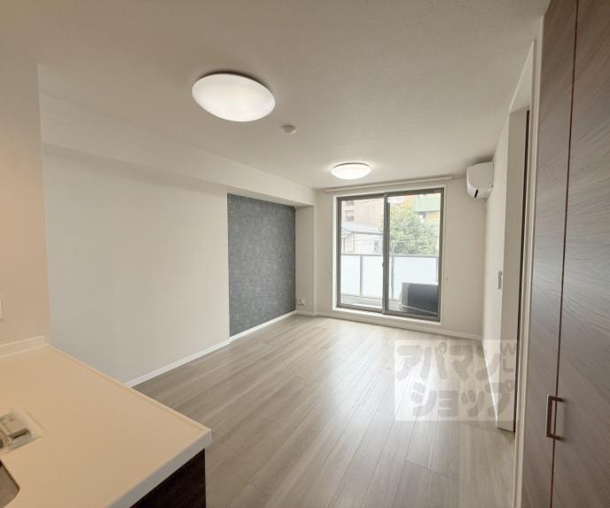 【シャーメゾン烏丸五条】間取