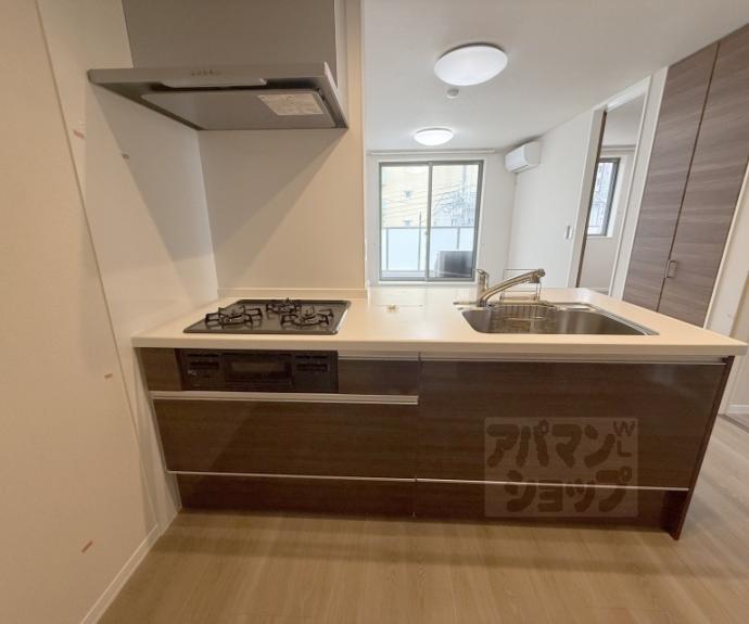 【シャーメゾン烏丸五条】間取