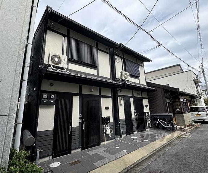 【西ノ京円町アパート】