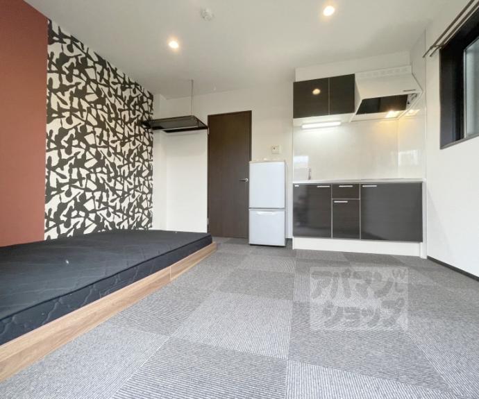 【西ノ京円町アパート】間取