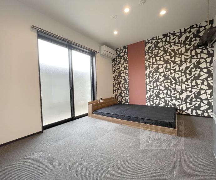 【西ノ京円町アパート】間取