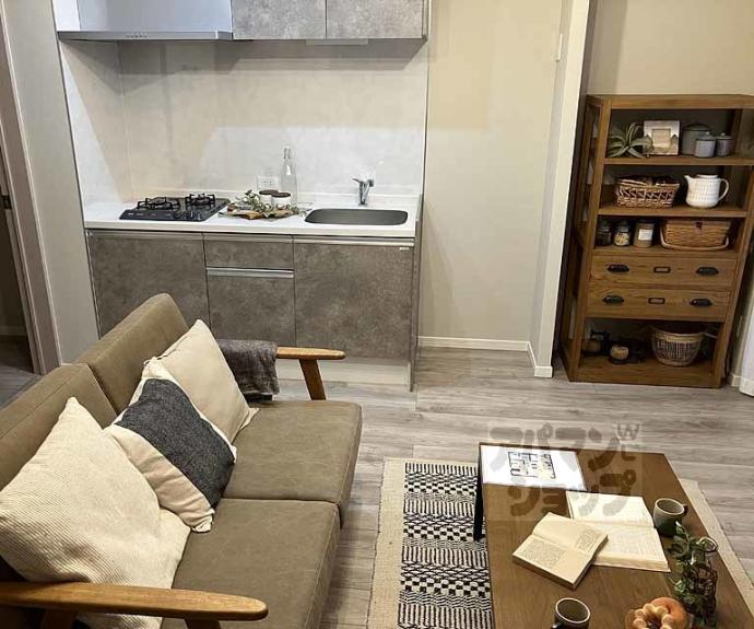 【ＫＲＭ　ＲＥＳＩＤＥＮＣＥ　ＮＡＧＡＯＫＡＴＥＮＪＩＮ】間取