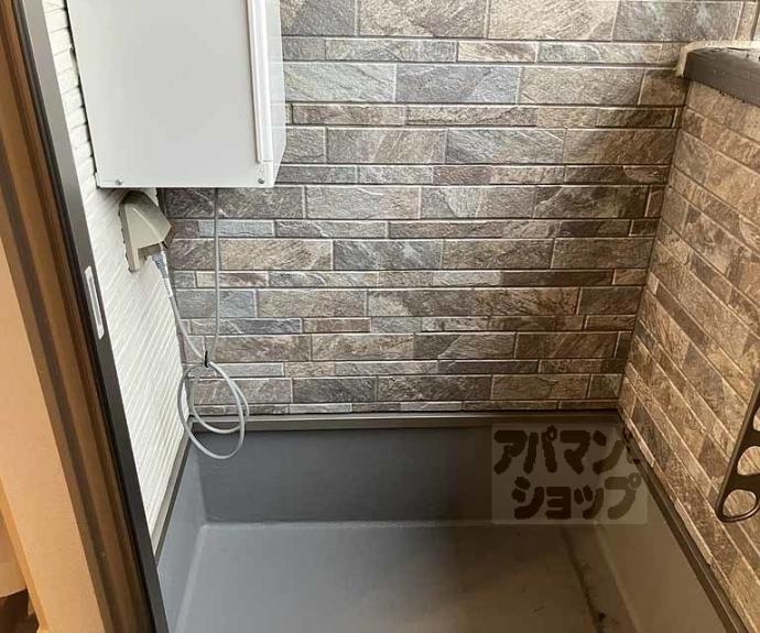 【ＫＲＭ　ＲＥＳＩＤＥＮＣＥ　ＮＡＧＡＯＫＡＴＥＮＪＩＮ】間取