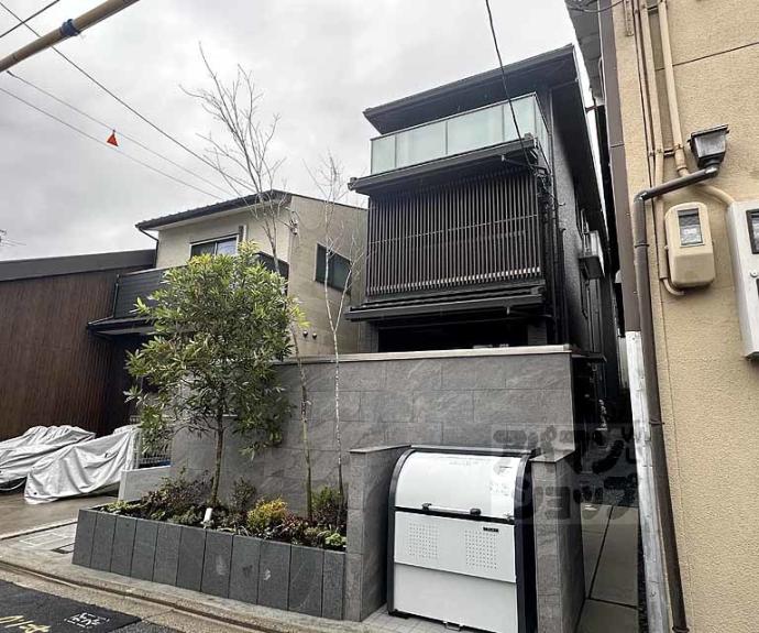 【リベルテ猪熊】間取