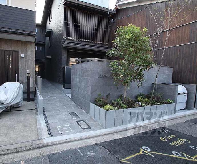 【リベルテ猪熊】間取