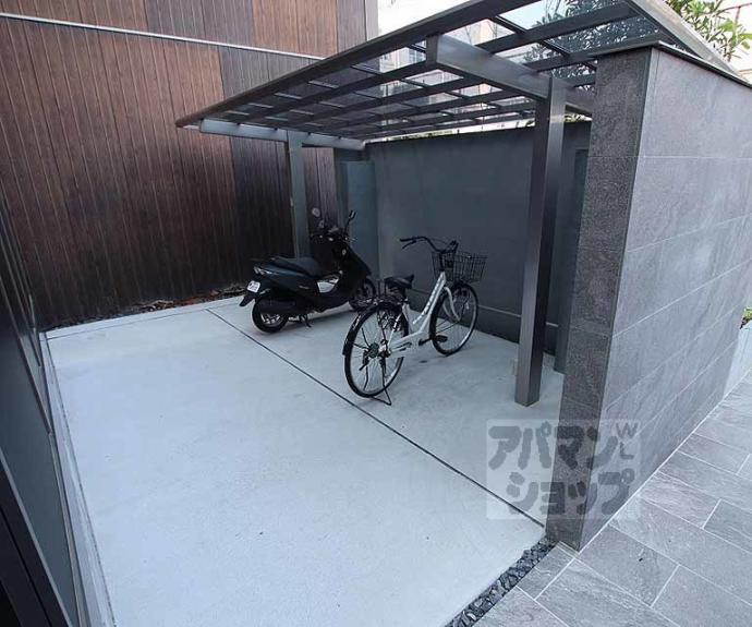 【リベルテ猪熊】間取