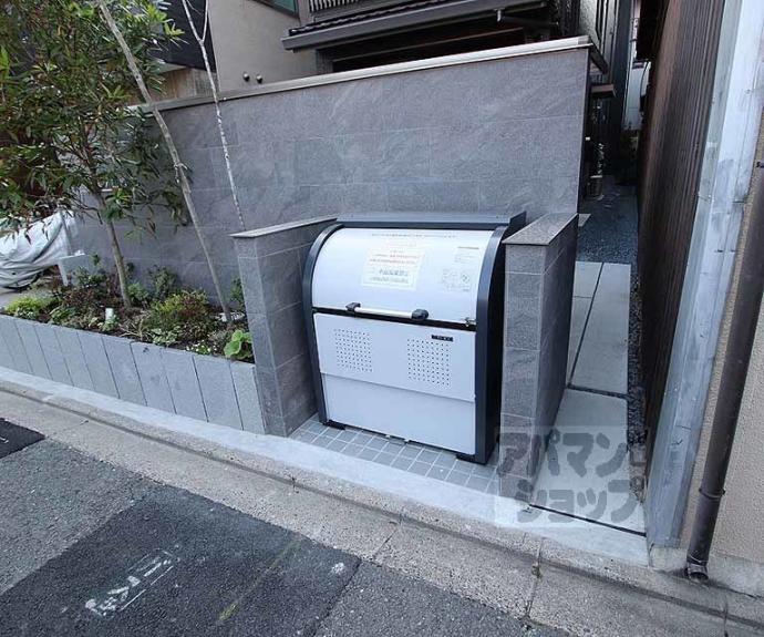 【リベルテ猪熊】間取