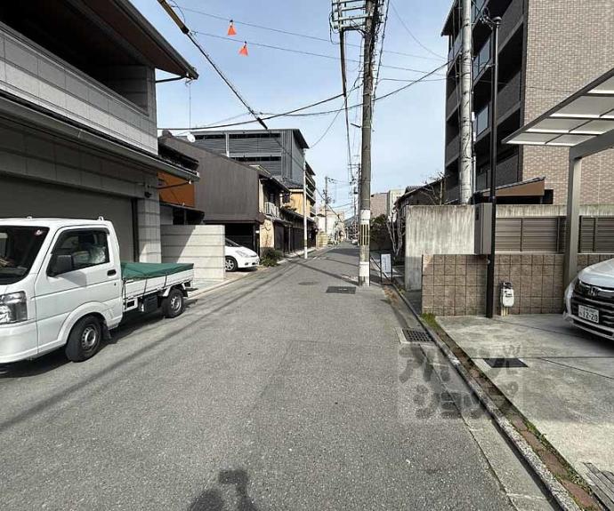 【アウスレーゼ御所】間取