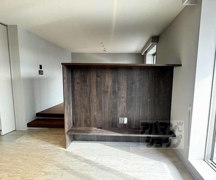 【アウスレーゼ御所】間取