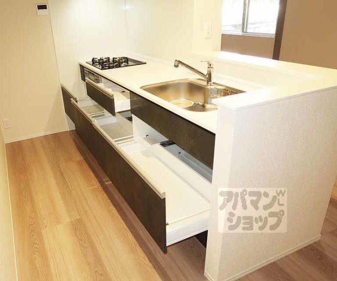 【ラグーン京都六条】間取