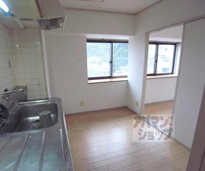 【アーバンハイツ伊賀】間取