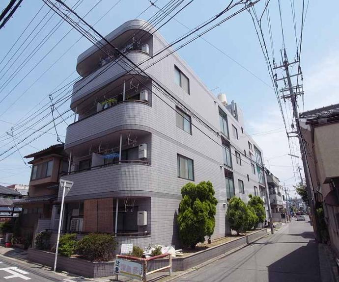 【パティオフローラ】間取