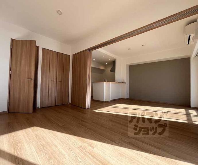 【Ｂｅｒｎｉｎａ　Ｐａｌａｃｅ　西院】間取