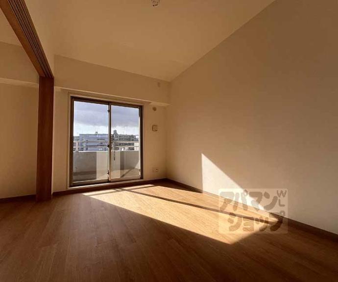 【Ｂｅｒｎｉｎａ　Ｐａｌａｃｅ　西院】間取