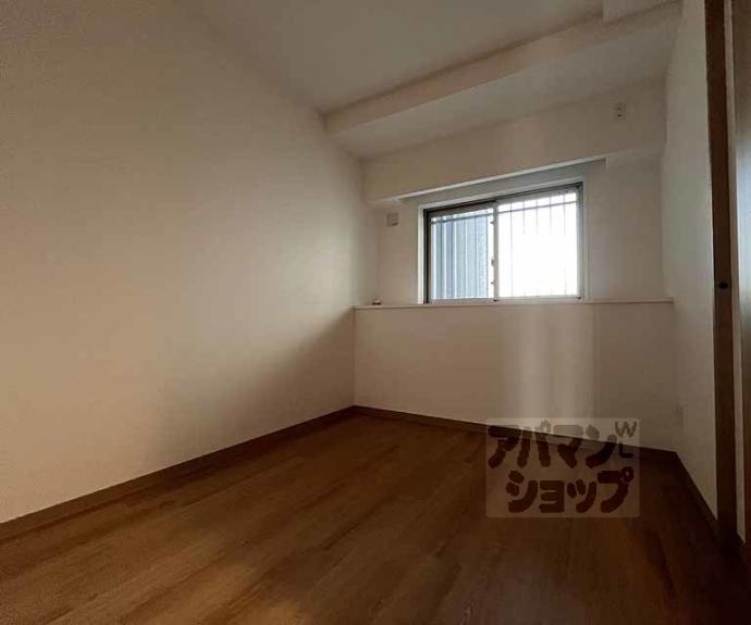 【Ｂｅｒｎｉｎａ　Ｐａｌａｃｅ　西院】間取