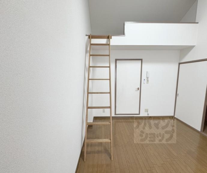 【フォーブル深草】間取