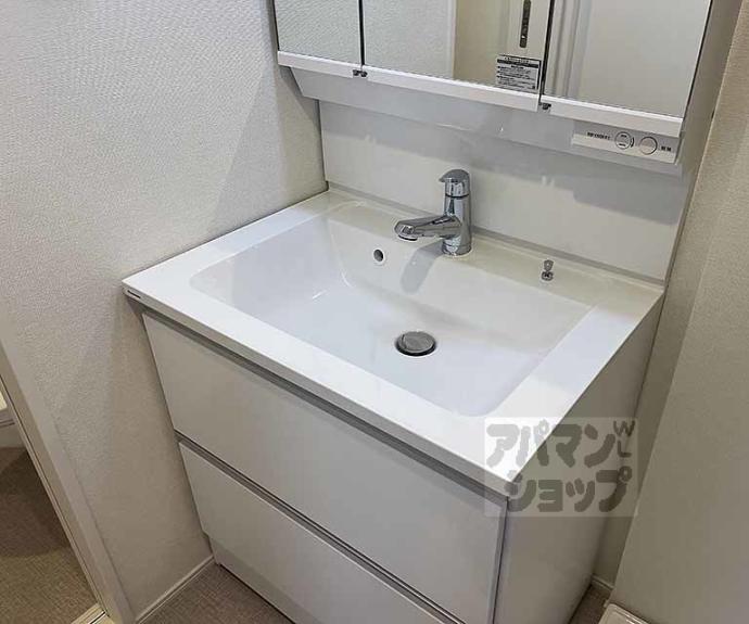 【PREMIUM COURT 山科椥辻】間取