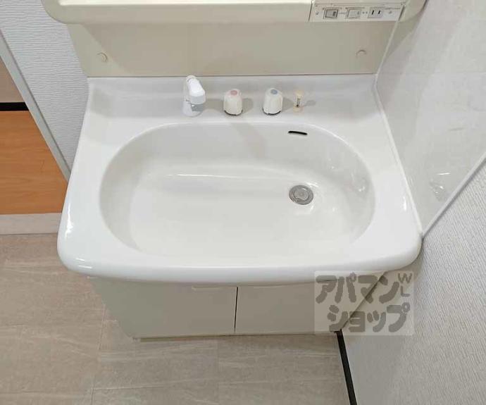 【トゥインクル八科】間取