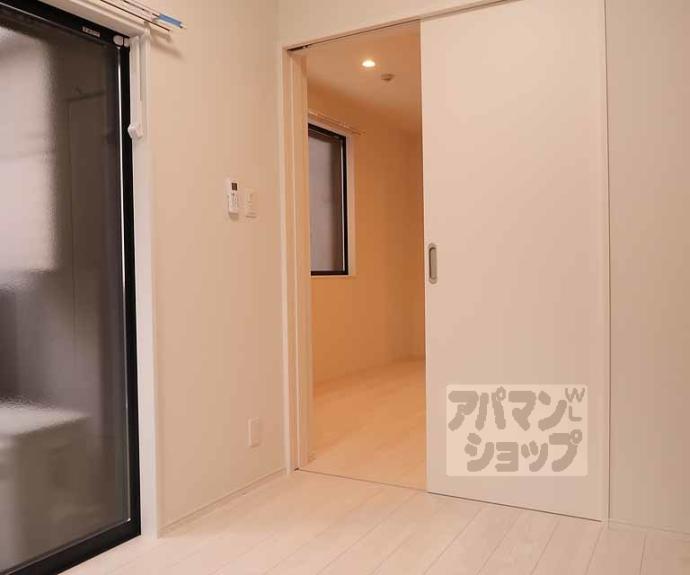 【ＰＲＥＭＩＵＭ　ＣＯＵＲＴ　山科椥辻】間取