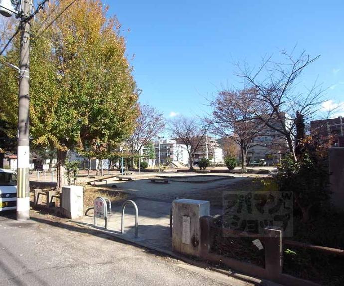 【シャトー深草セカンド】間取