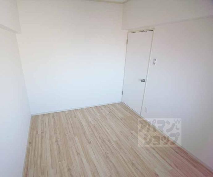 【シャトー深草セカンド】間取