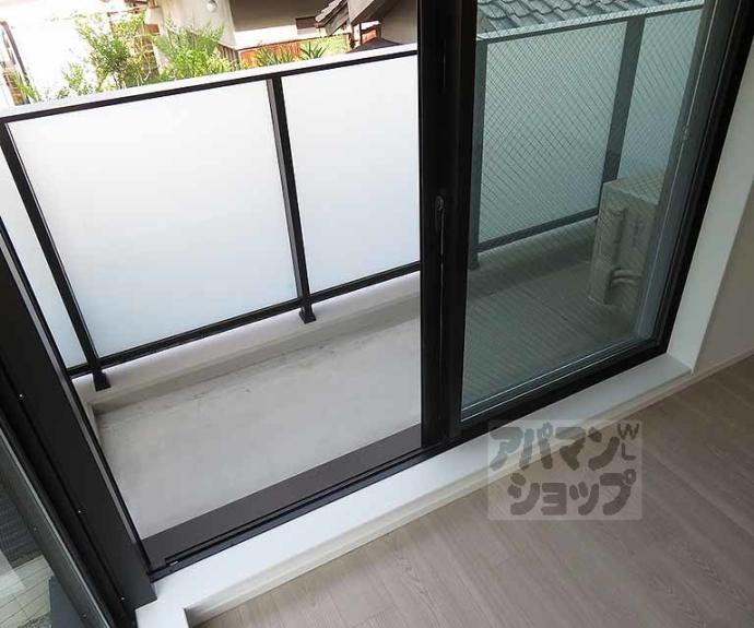 【ＳＴＡＮＤＺ金閣寺前】間取