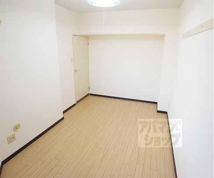 【ビラ・クレール】間取