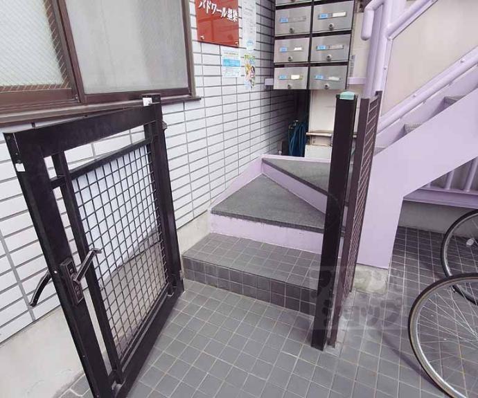 【バドワール墨染】間取